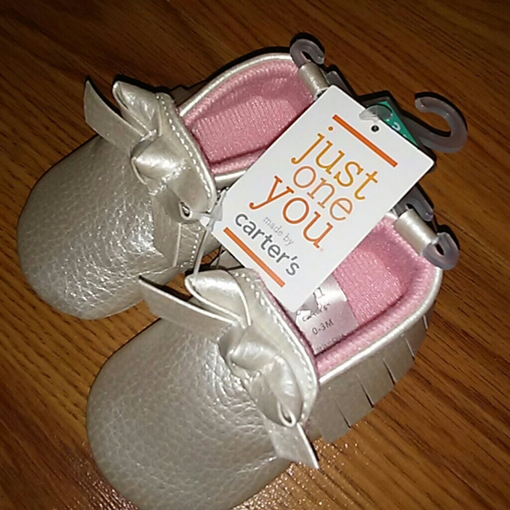 NWT Size 0-3 Baby Shoes
